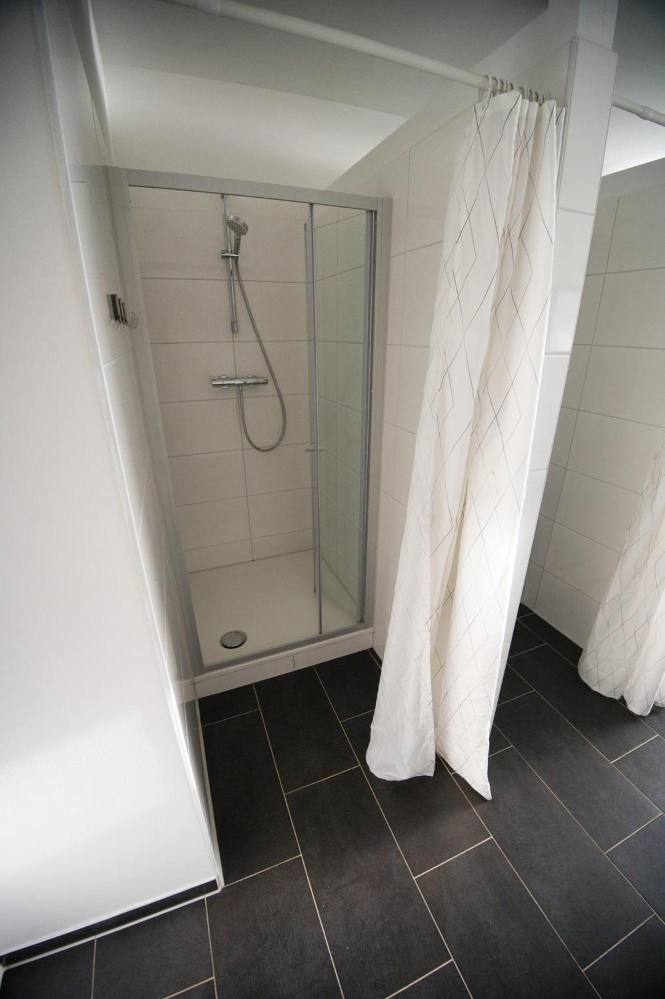 Hostel Messe Laatzen Екстериор снимка